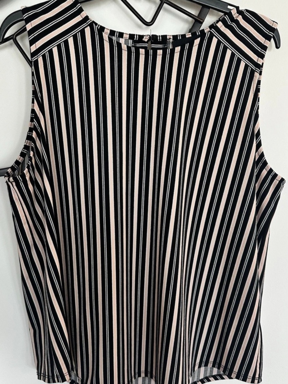 Premise Striped Sleeveless Top in Black & Pink Size XL Like New
